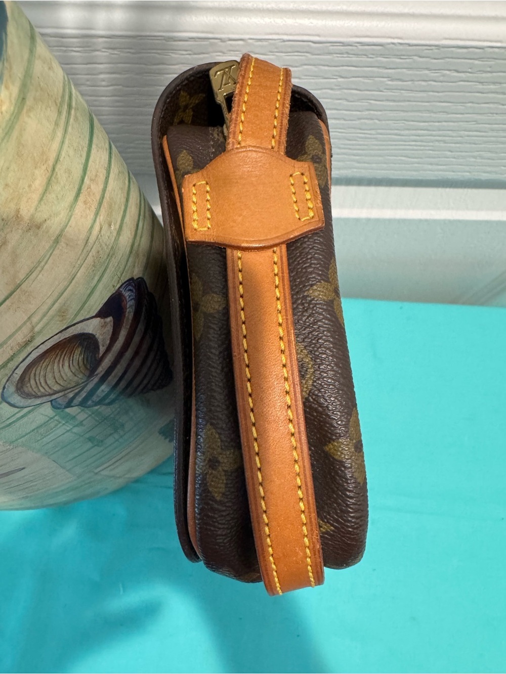 Louis Vuitton Monogram St Germaine 23 Crossbody - Picture 4 of 13